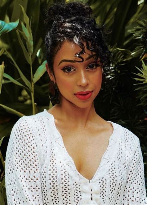 is liza koshy indian|Liza Koshy Wiki, Age, Boyfriend, Family, Biography